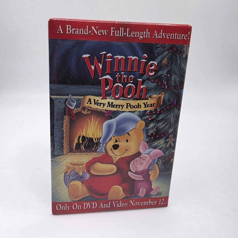 Winnie The Pooh A Very Pooh Year Movie Promo Pin Pinback Button DISNEY